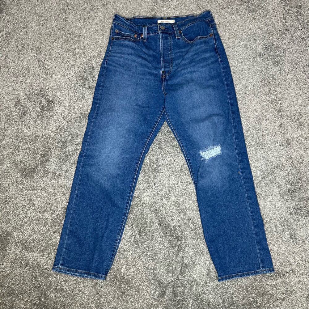 Levi's Wedgie Straight Size 30x28 Inseam of 28 inches distressed hole